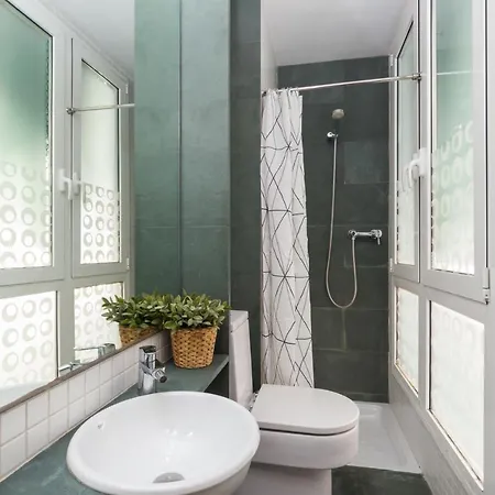 Montaber - Gran Via - Rocafort Apartment *